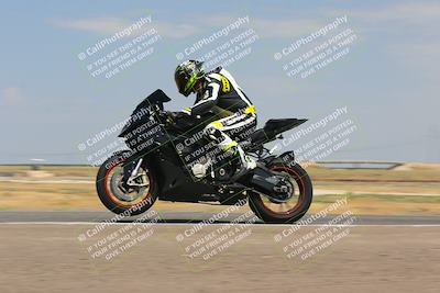 media/Sep-10-2023-Pacific Track Time (Sun) [[44210541ad]]/Group C/1240pm (Wheelie Bump)/